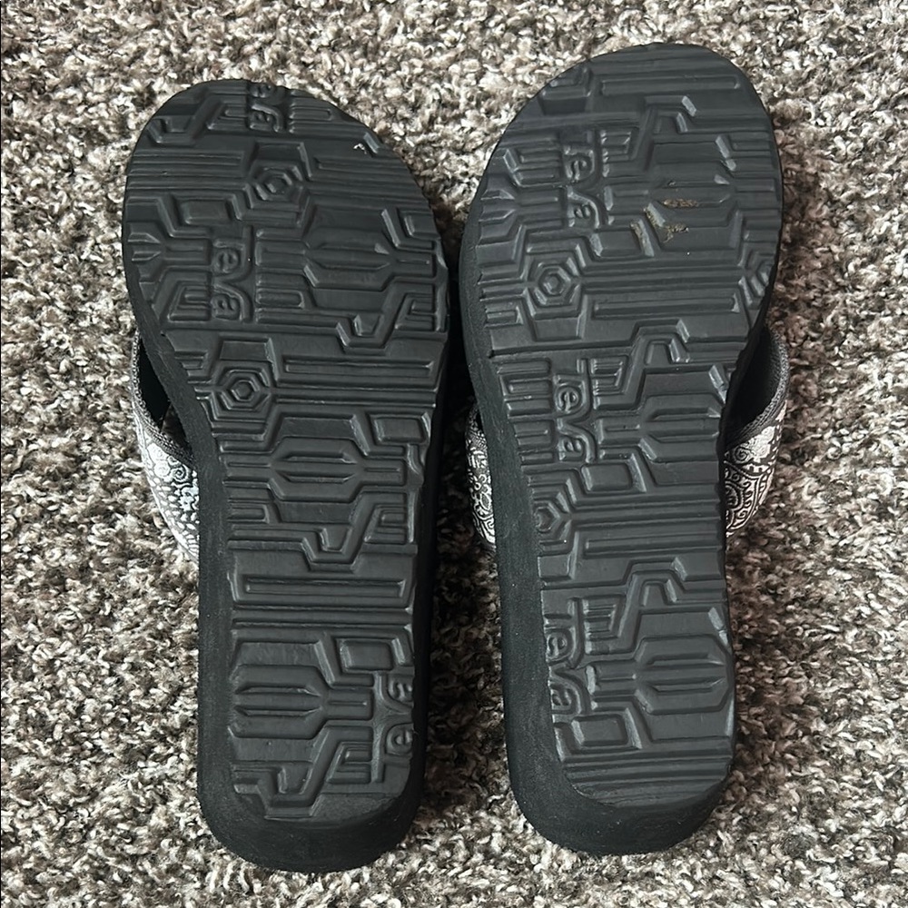 TEVA Gray and Black Flip Flops - Picture 3 of 3